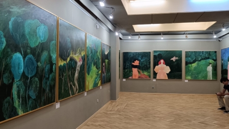 Finisajul expoziției „Camera Densă” de Mircea Bochiș