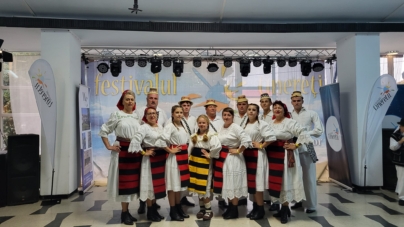 Ansamblul „Cununa Săsarului” a participat la Festivalul Tinereții de la Mangalia