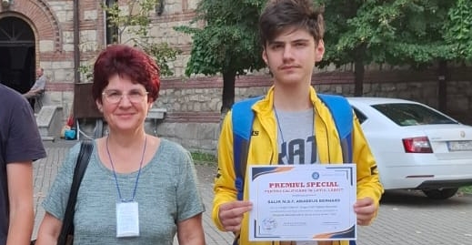 Un elev de la Colegiul „Dragoș Vodă” Sighetu Marmației, calificat la etapa internațională a Olimpiadei „Științe pentru Juniori”