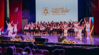 Maramureșeni premiați la prima ediție a Festivalului Național de muzică ușoară pentru copii și adolescenți „Kids Sing” Cluj-Napoca