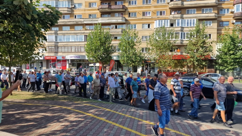 „Rușine să le fie!” – Foștii mineri protestează după recalcularea pensiilor