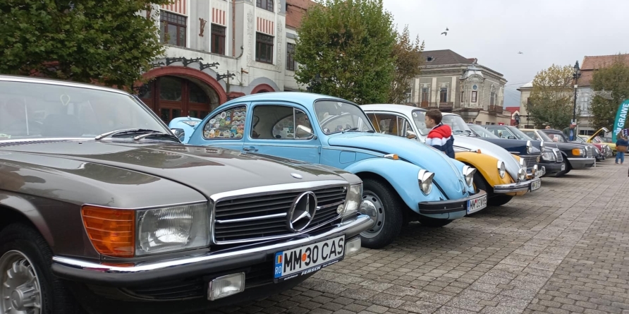 În Baia Mare se organizează Retro Parada Toamnei