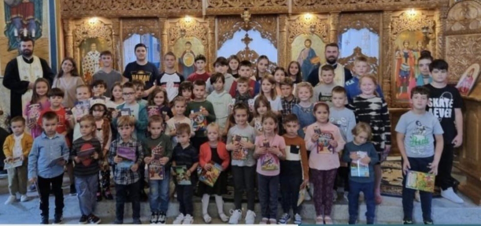 Cateheză pentru elevi la Biserica Sfinții Arhangheli și Sfinții Brâncoveni din Târgu Lăpuș