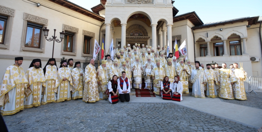 PS Iustin și PS Timotei Sătmăreanul s-au aflat printre cei 47 de ierarhi prezenți la sărbătoarea închinată Sfântului Cuvios Dimitrie cel Nou, Ocrotitorul Bucureștilor