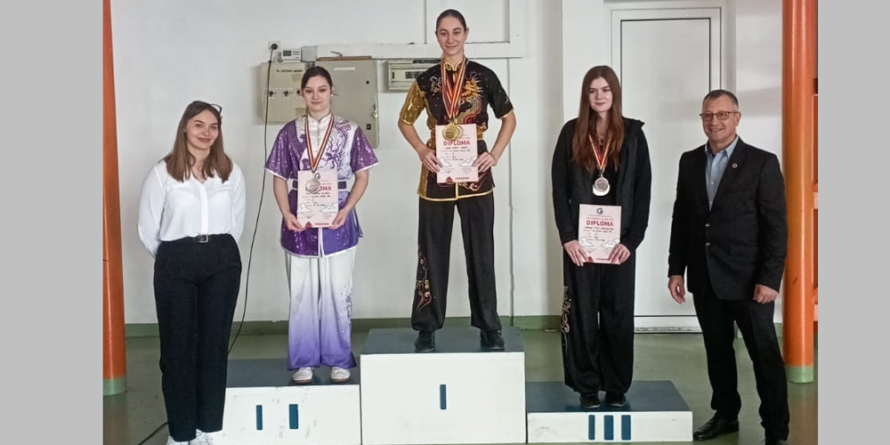 Daria Maria Șuba, elevă a Colegiului Economic „Nicolae Titulescu” Baia Mare, pe podium Cupa României „Wing Chun”