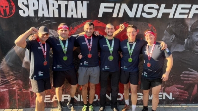 Șase „spartani” din cadrul ISU Maramureș au participat la Competiția „Spartan Race Sovata”