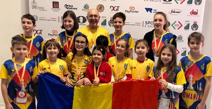 Băimărencele Sara Maria Șunea și Carla-Ioana Marchiș participă la Campionatul mondial de șah pentru cadeți