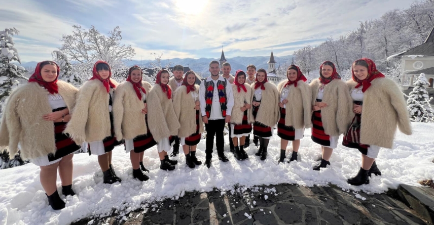 Grupul Vocal ASCOR Baia Mare va susține un concert de colinde la biserica din Buciumi