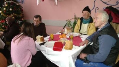 Cine poate beneficia de tichetele sociale de Crăciun