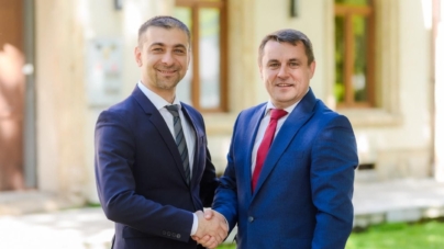 Gabriel Zetea și Doru Dăncuș îl votează pe Lucian Morar pentru Parlamentul României