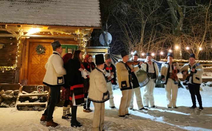 Târg de Crăciun la Casa din Vale Breb