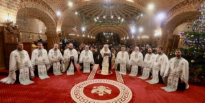 Noaptea trecerii dintre ani la Catedrala Episcopală „Sfânta Treime” din Baia Mare