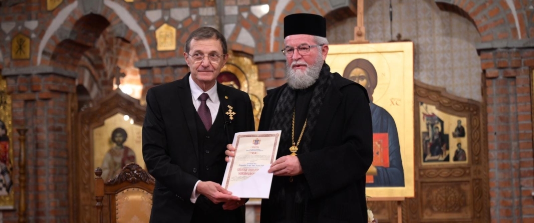 Academician Ioan Aurel Pop a primit „Crucea Voievodală Maramureșeană”, cea mai mare distincție a Episcopiei Ortodoxe Române a Maramureșului și Sătmarului