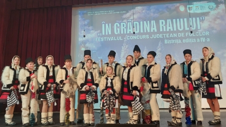 Ansamblul „Florile Cosăului” din Budești, invitat de onoare al Festivalului-Concurs de Folclor „În Grădina Raiului” din Bistrița