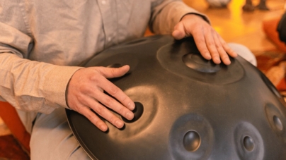 Valentin Pleș va concerta în cadrul concertului „Handpan Moments with Vaal”