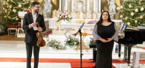 „Stradivarius în Lumina Anului Nou” – concert extraordinar în Baia Mare, susținut de violonistul Răzvan Stoica și pianista Andreea Stoica