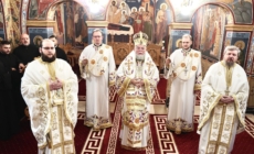 PS Părinte Iustin a săvârșit Sfânta Liturghie la Paraclisul Episcopal