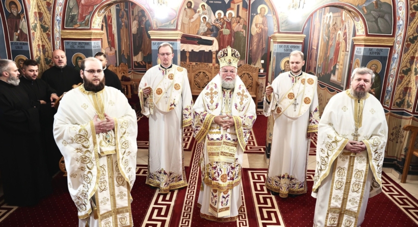 PS Părinte Iustin a săvârșit Sfânta Liturghie la Paraclisul Episcopal