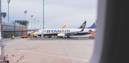 Alerte la aeroportul Otopeni: Două avioane forțate să aterizeze de urgență