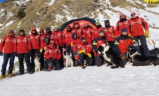 Unitatea canină a Salvamont Borșa și-a reconfirmat brevetul de căutare în avalanșă și mediu natural