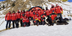 Unitatea canină a Salvamont Borșa și-a reconfirmat brevetul de căutare în avalanșă și mediu natural