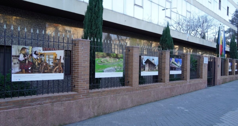 Expoziția fotografică ”Comorile României – Patrimoniul Mondial UNESCO din România” este expusă în aer liber la Madrid