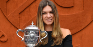 Simona Halep își încheie cariera legendară