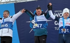 Băimăreanul Andrei Cupșa, aur la Jocurile Mondiale de Iarnă Special Olympics