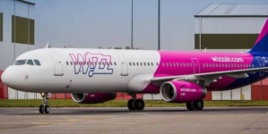 Sezonul vacanțelor începe cu o schimbare importantă la Wizz Air: fără bani cash la bord!